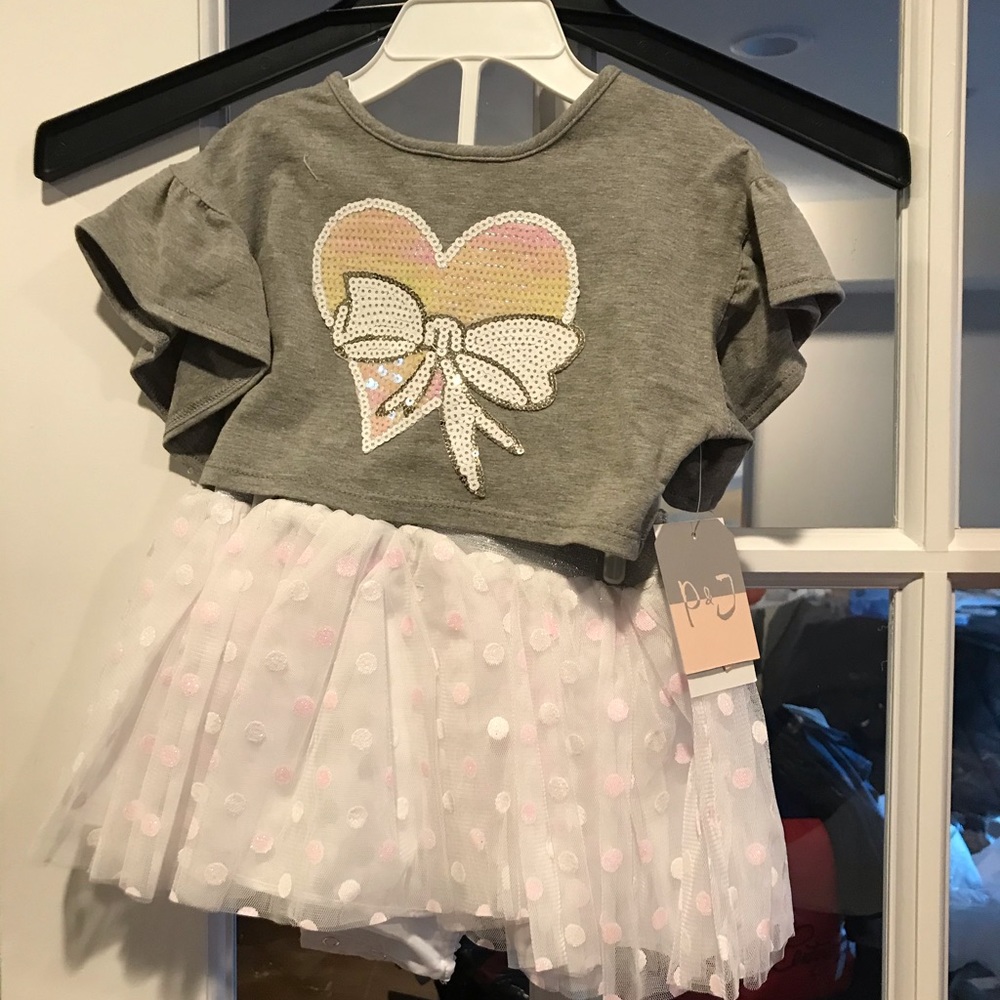 Pippa & Julie set